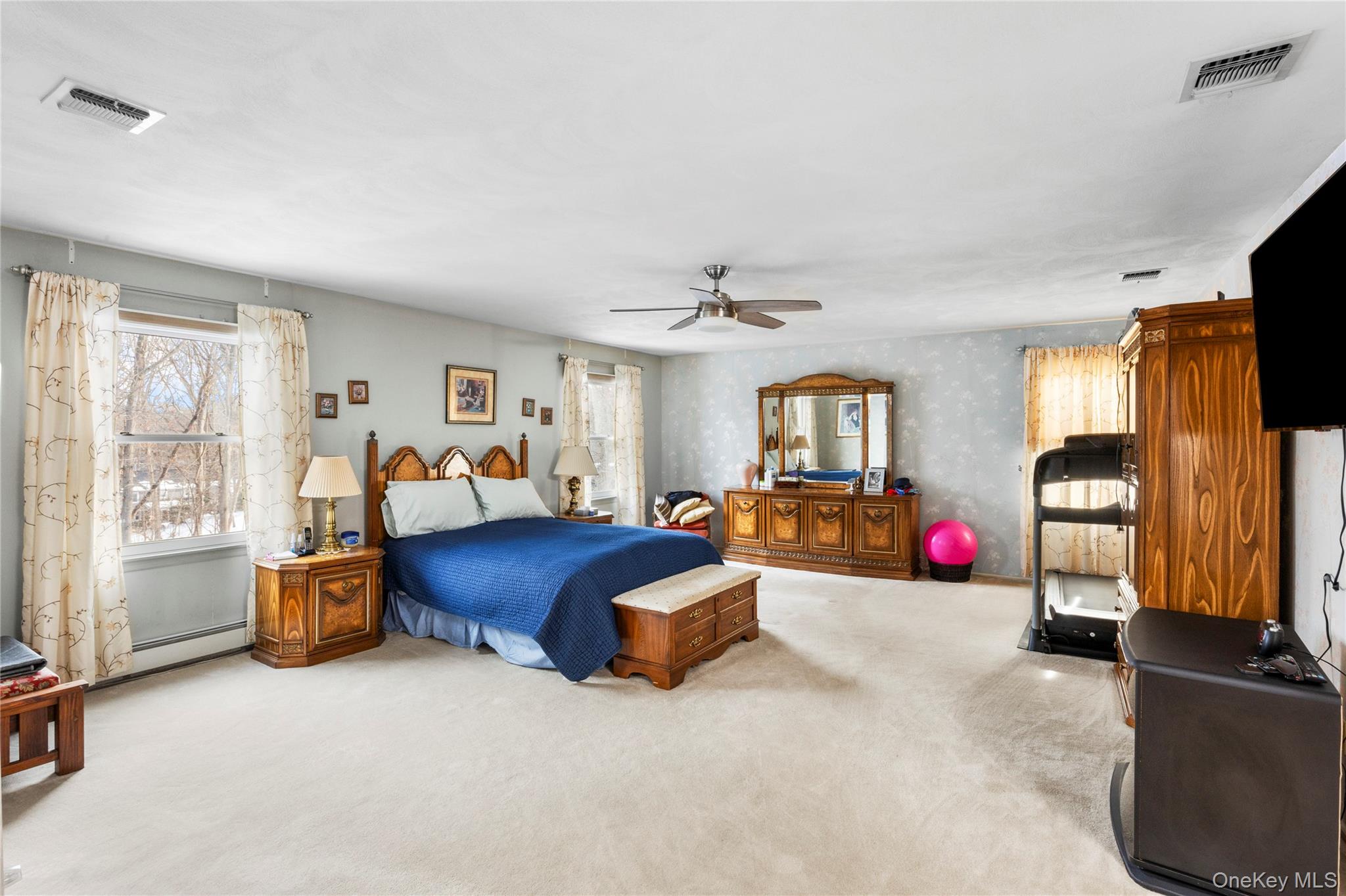 144 Landing Meadow Road Smithtown, NY 11787 - Photo 21 of 45