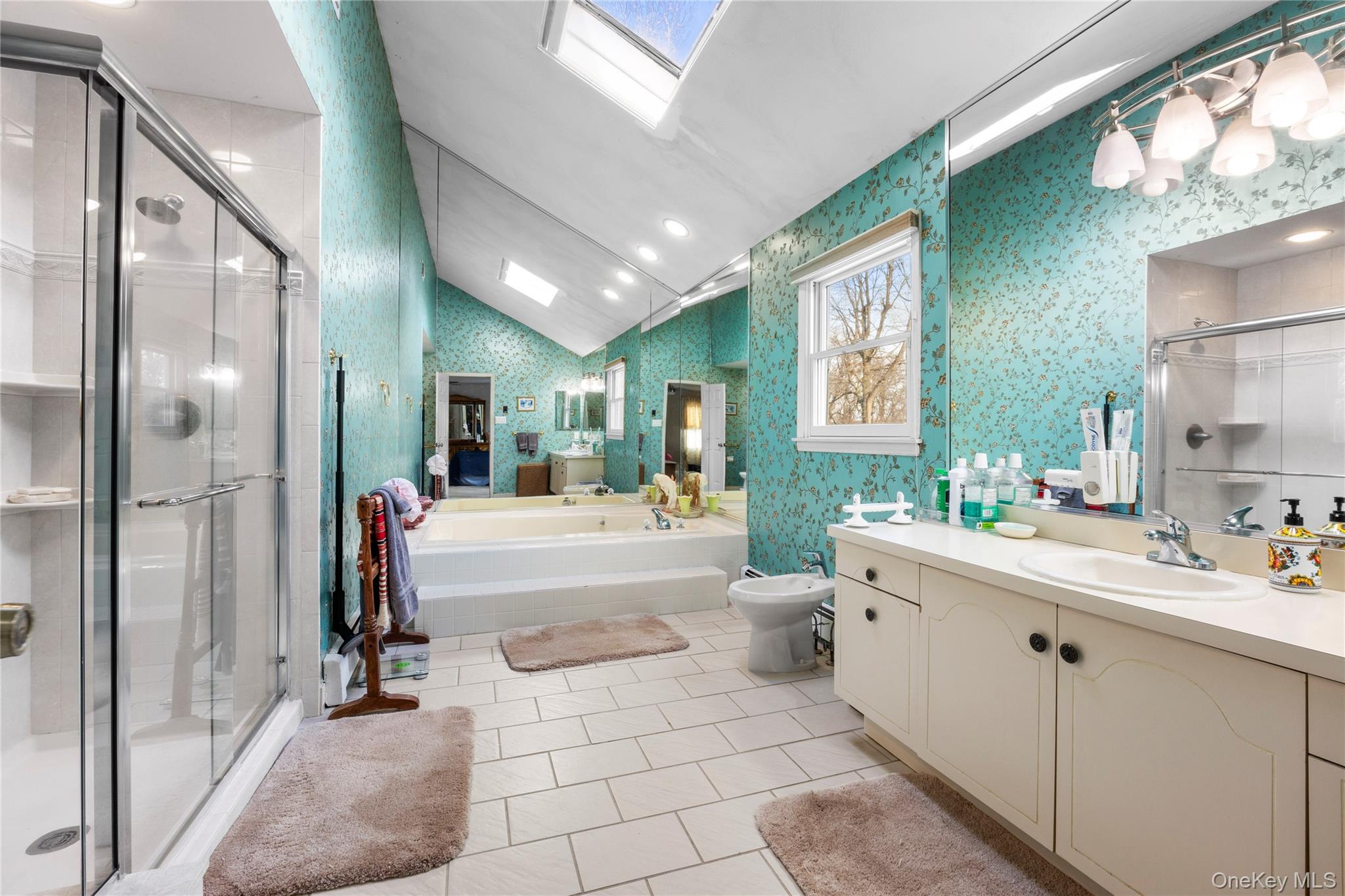 144 Landing Meadow Road Smithtown, NY 11787 - Photo 22 of 45