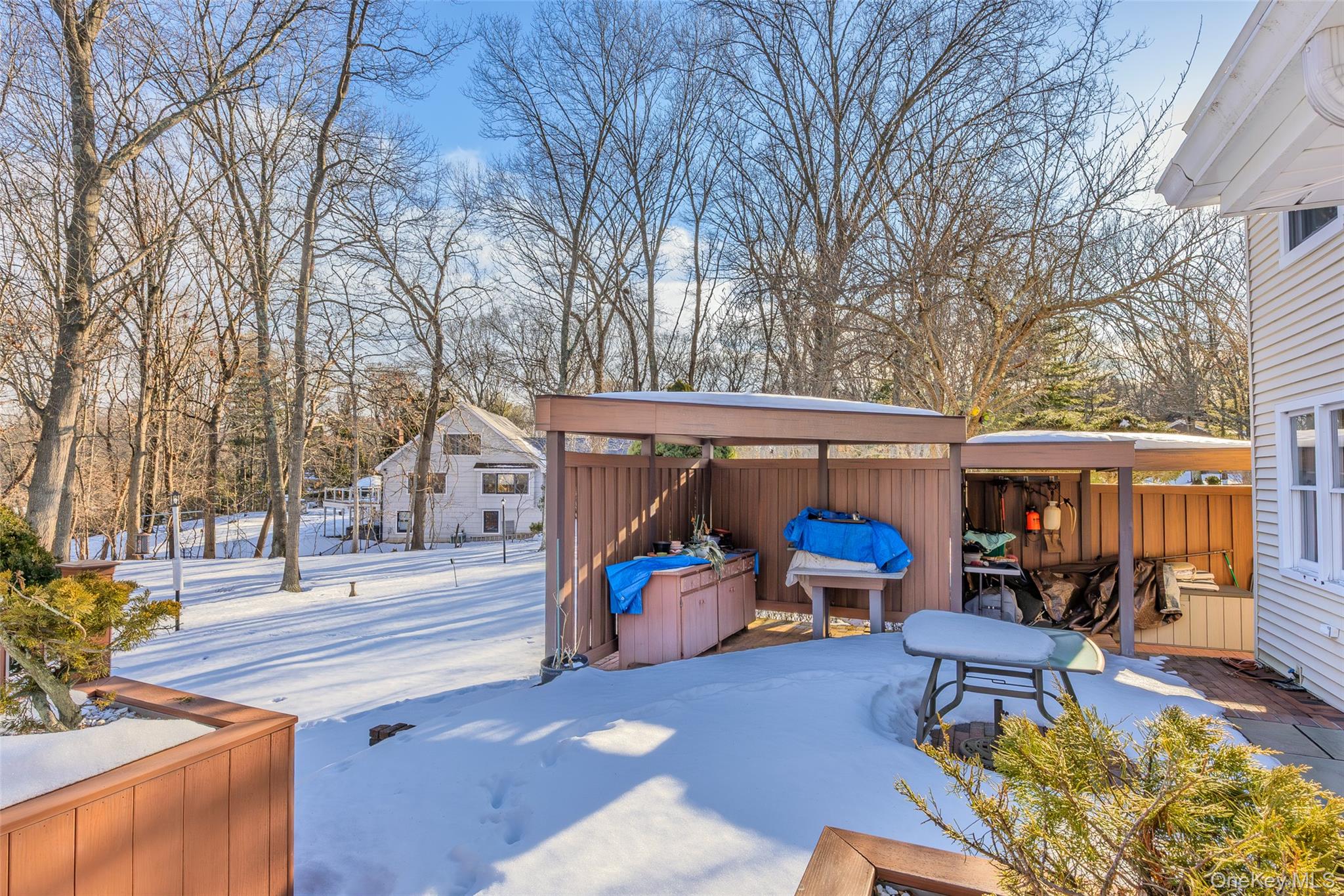 144 Landing Meadow Road Smithtown, NY 11787 - Photo 38 of 45