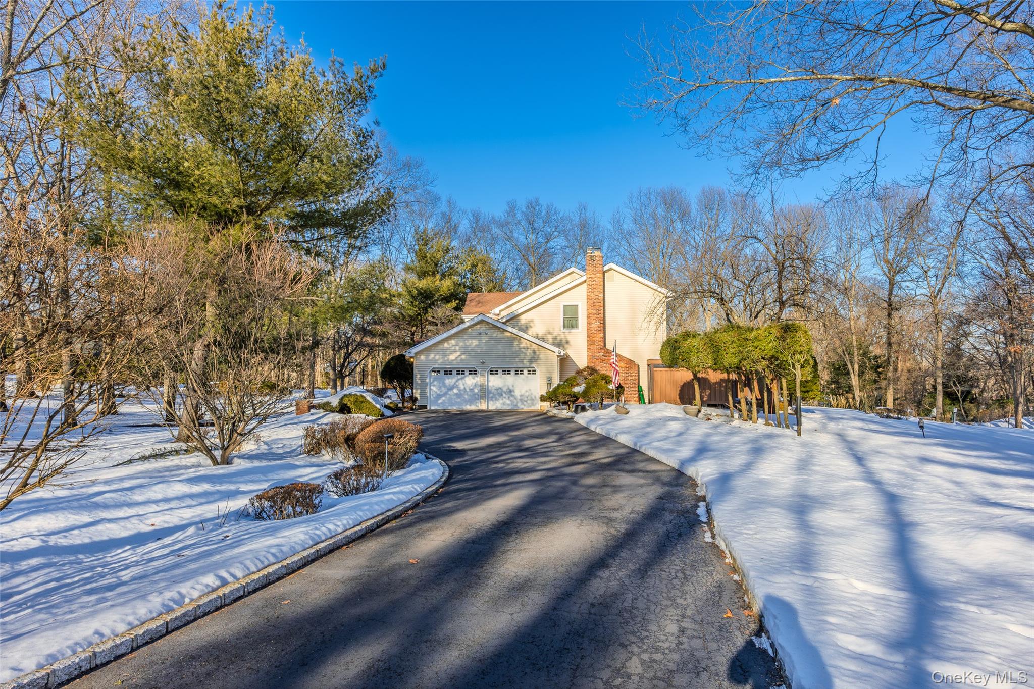 144 Landing Meadow Road Smithtown, NY 11787 - Photo 39 of 45