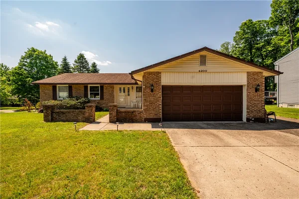 $269,900 | 4200 Linchmere Drive, Clayton, OH 45415