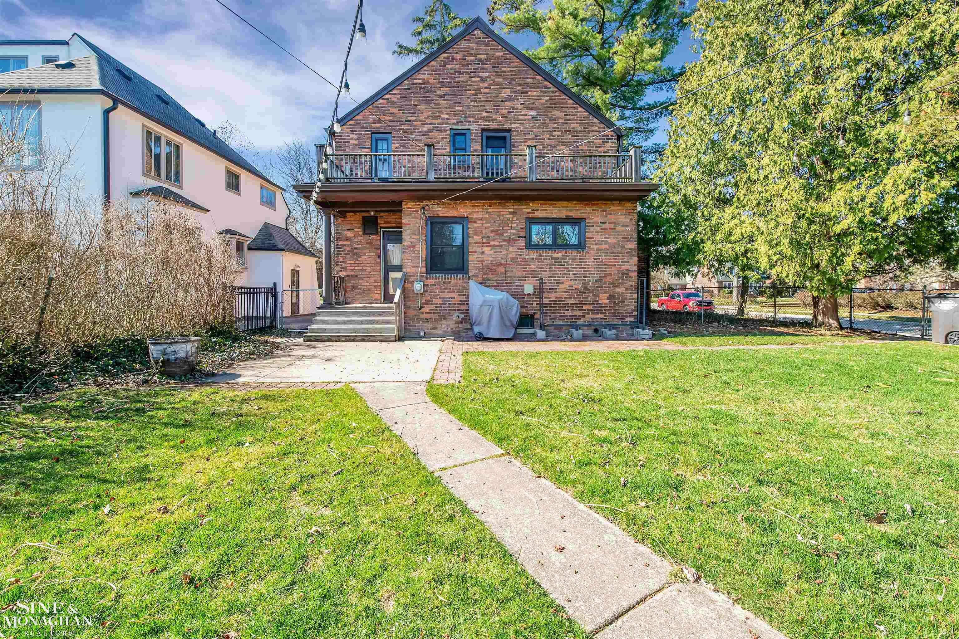 780 Washington Grosse Pointe, MI 48230 - Photo 21 of 36 50136228-f73b08b8-9a88-4548-8113-cce620666818.JPG