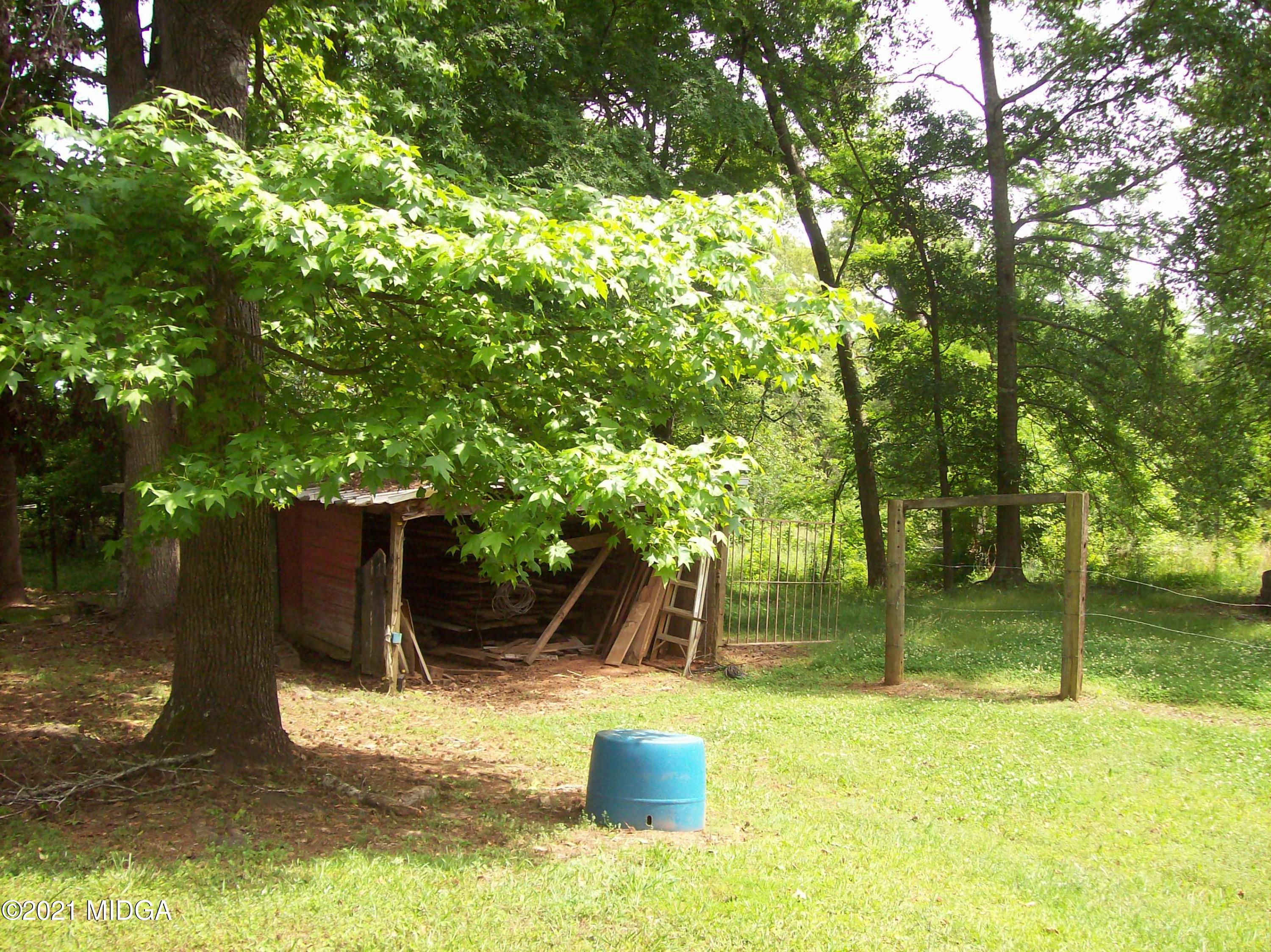 619 Comer Road Gray, GA 31032 - Photo 12 of 24 102_0019