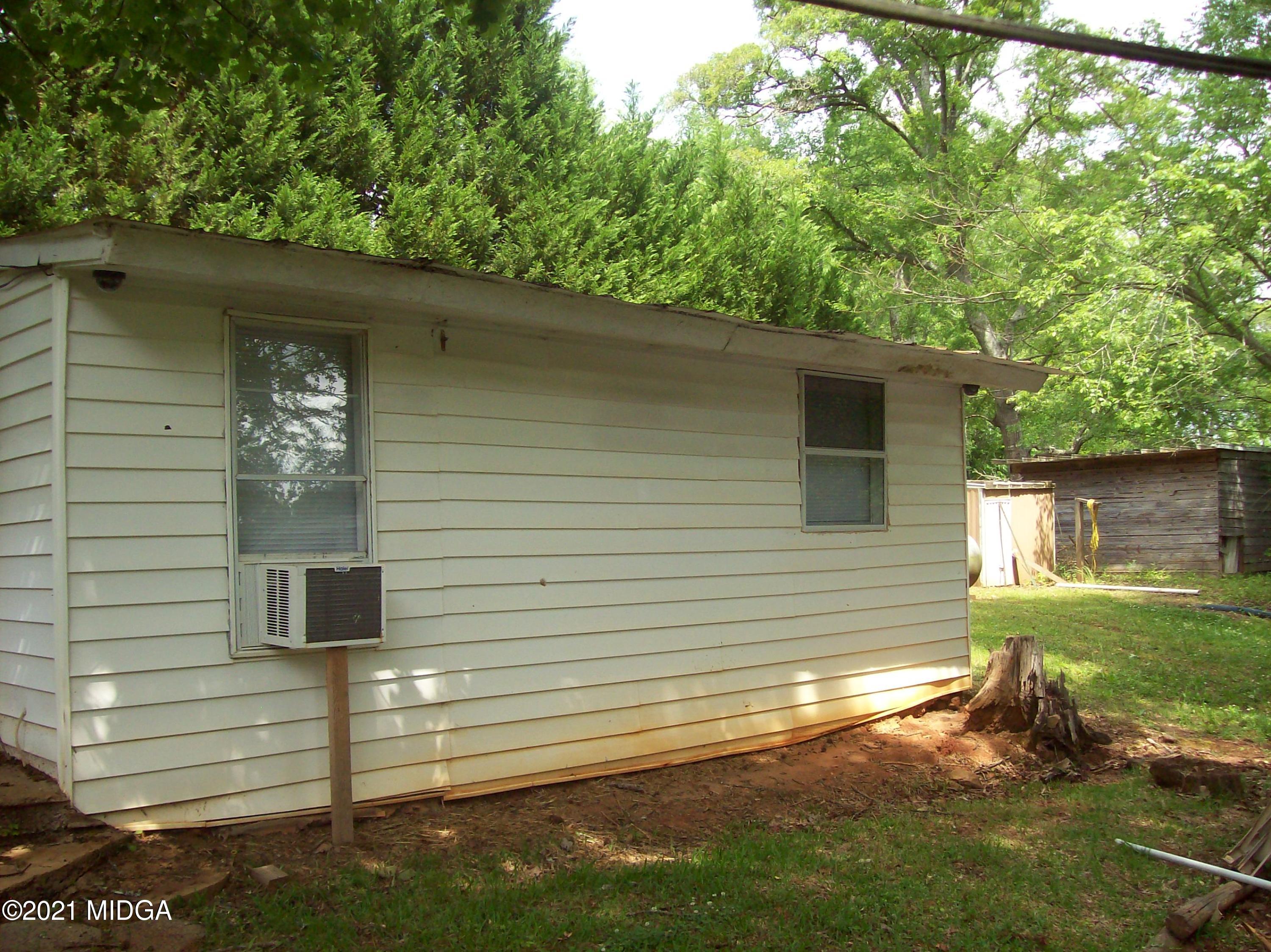 619 Comer Road Gray, GA 31032 - Photo 7 of 24 102_0011