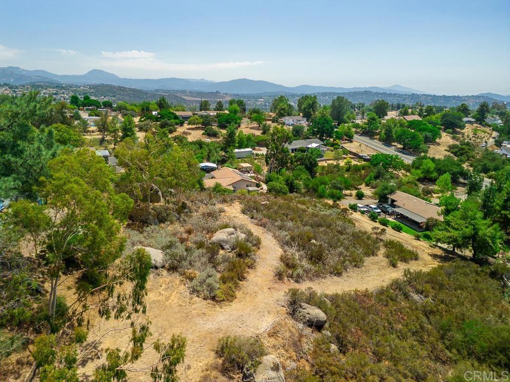 688 Starbright Lane Alpine, CA 91901 - Photo 3 of 19