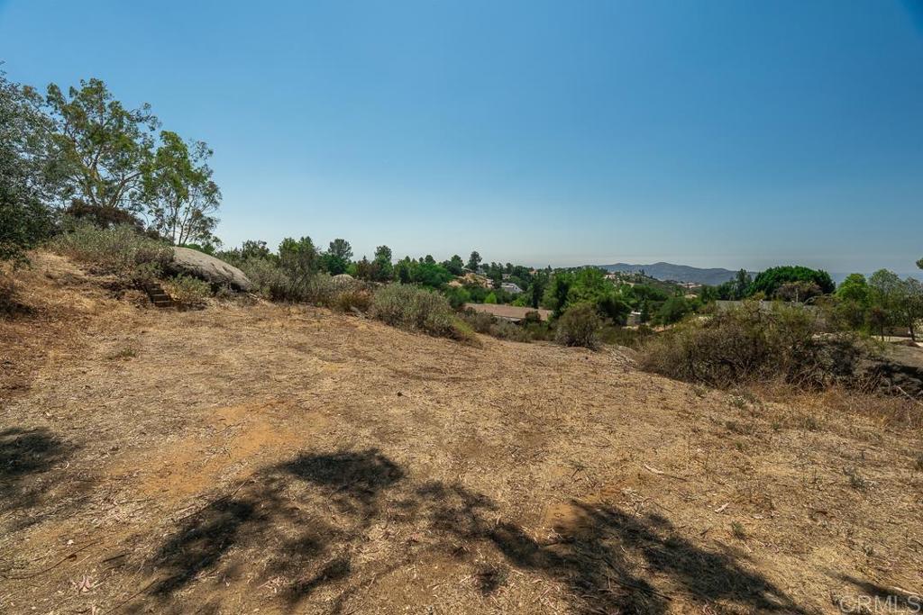 688 Starbright Lane Alpine, CA 91901 - Photo 4 of 19