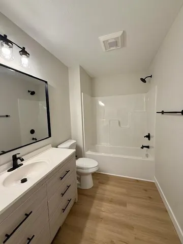 $327,900 | 3212 Signal Point Drive, Allegan, MI 49010