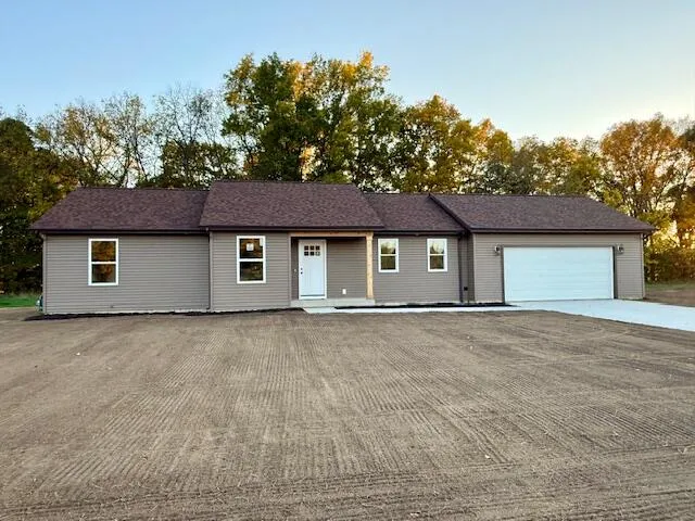 $327,900 | 3212 Signal Point Drive, Allegan, MI 49010