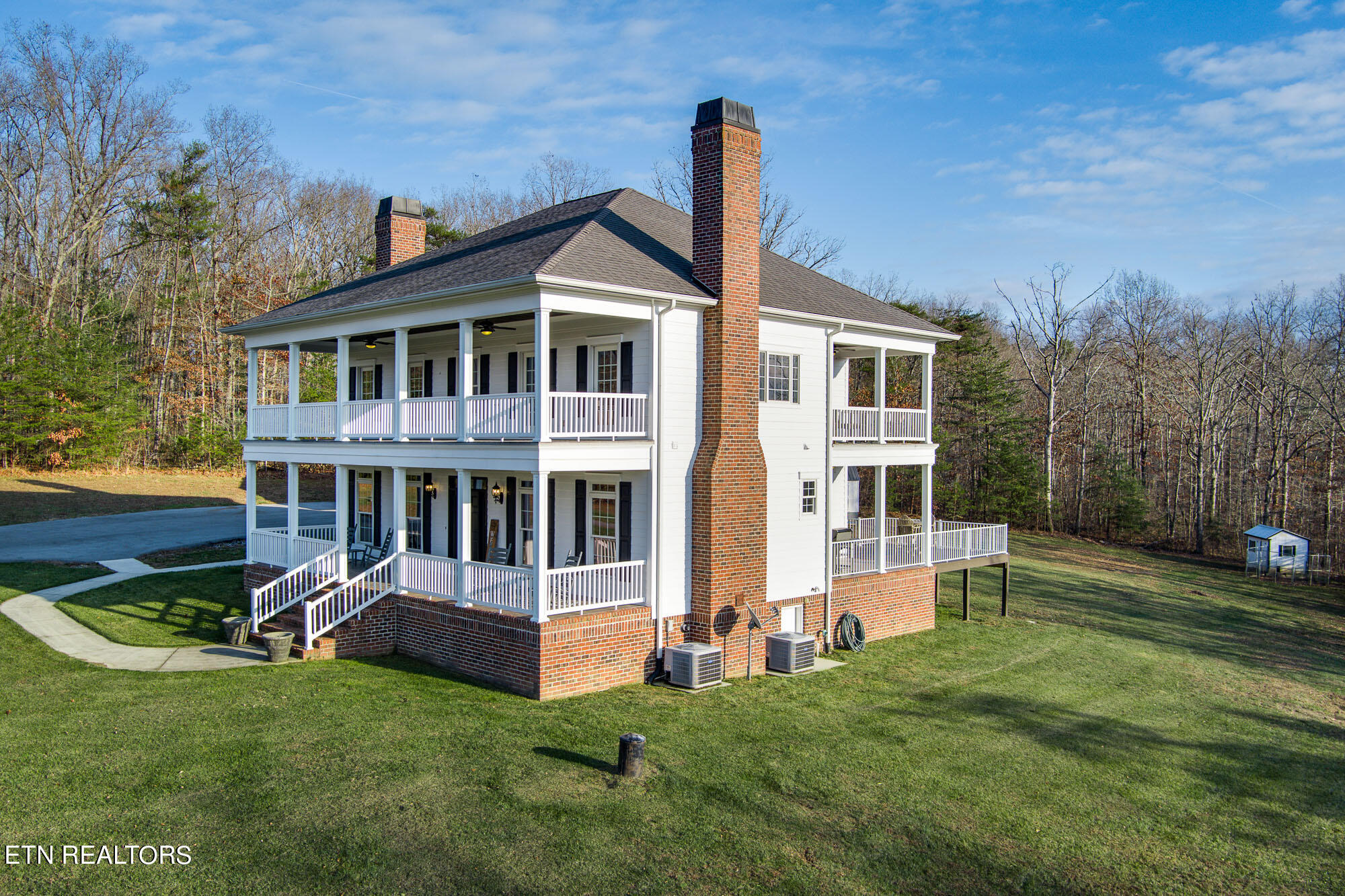 439 Wilson Road Crossville, TN 38571 - Photo 3 of 19 Side View