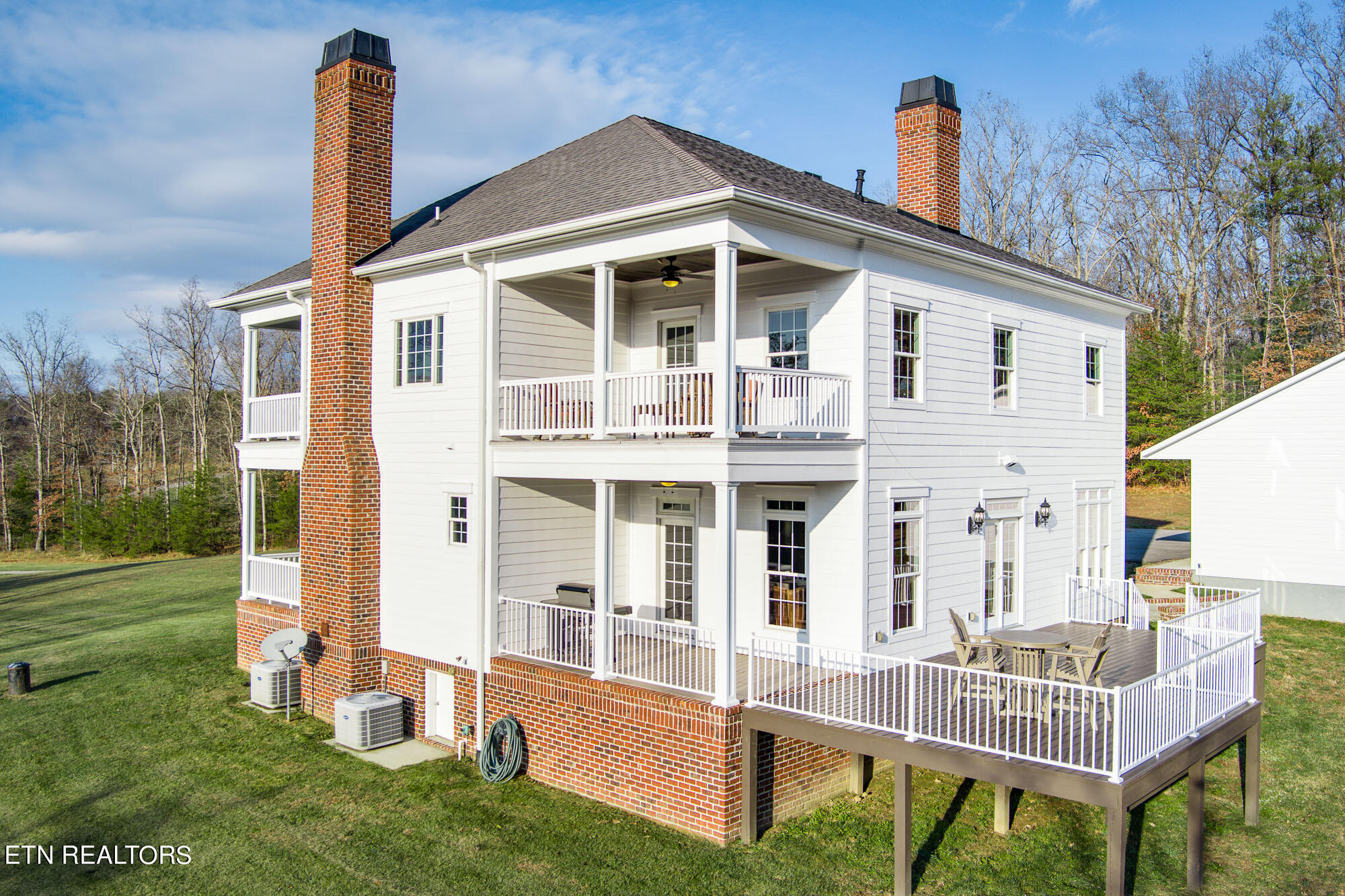 439 Wilson Road Crossville, TN 38571 - Photo 4 of 19 Back View