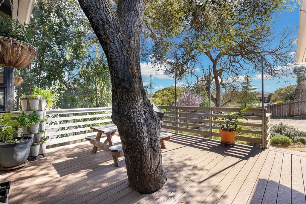 5201 Juarez Avenue Atascadero, CA 93422 - Photo 5 of 35