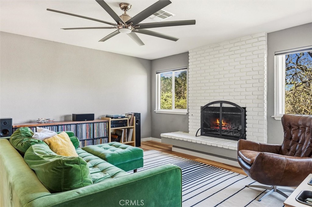 5201 Juarez Avenue Atascadero, CA 93422 - Photo 8 of 35 fireplace digitally altered