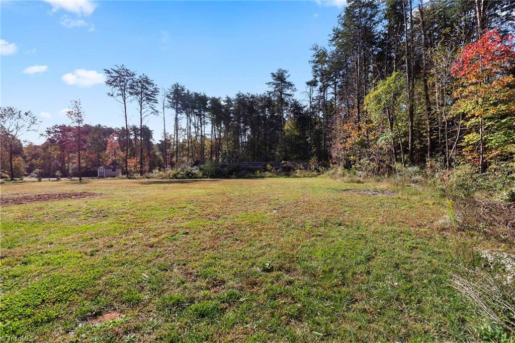 1420 Boone Road Burlington, NC 27217 - Photo 31 of 38 Gallery Image 31