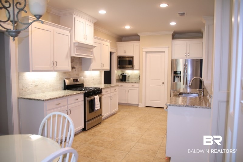 30832 Commander Court Daphne, AL 36527 - Photo 8 of 23