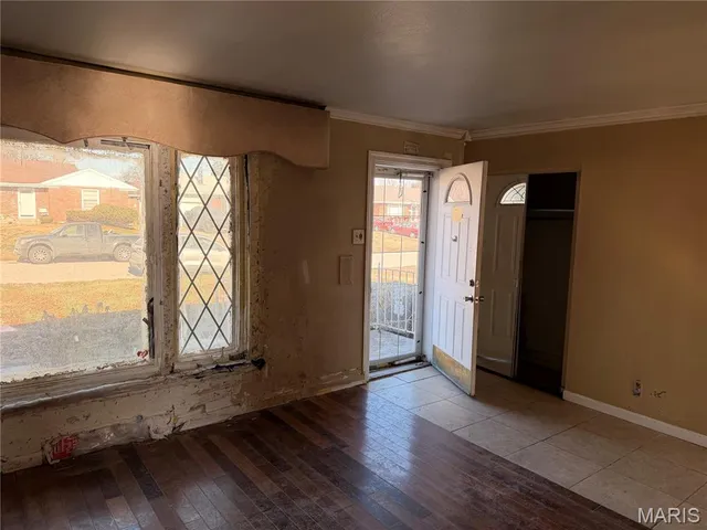 $60,000 | 9422 Westchester Drive, St. Louis, MO 63136