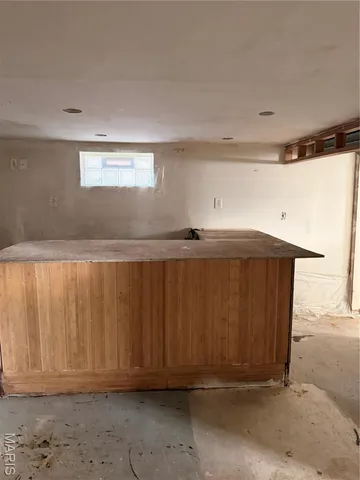 $60,000 | 9422 Westchester Drive, St. Louis, MO 63136