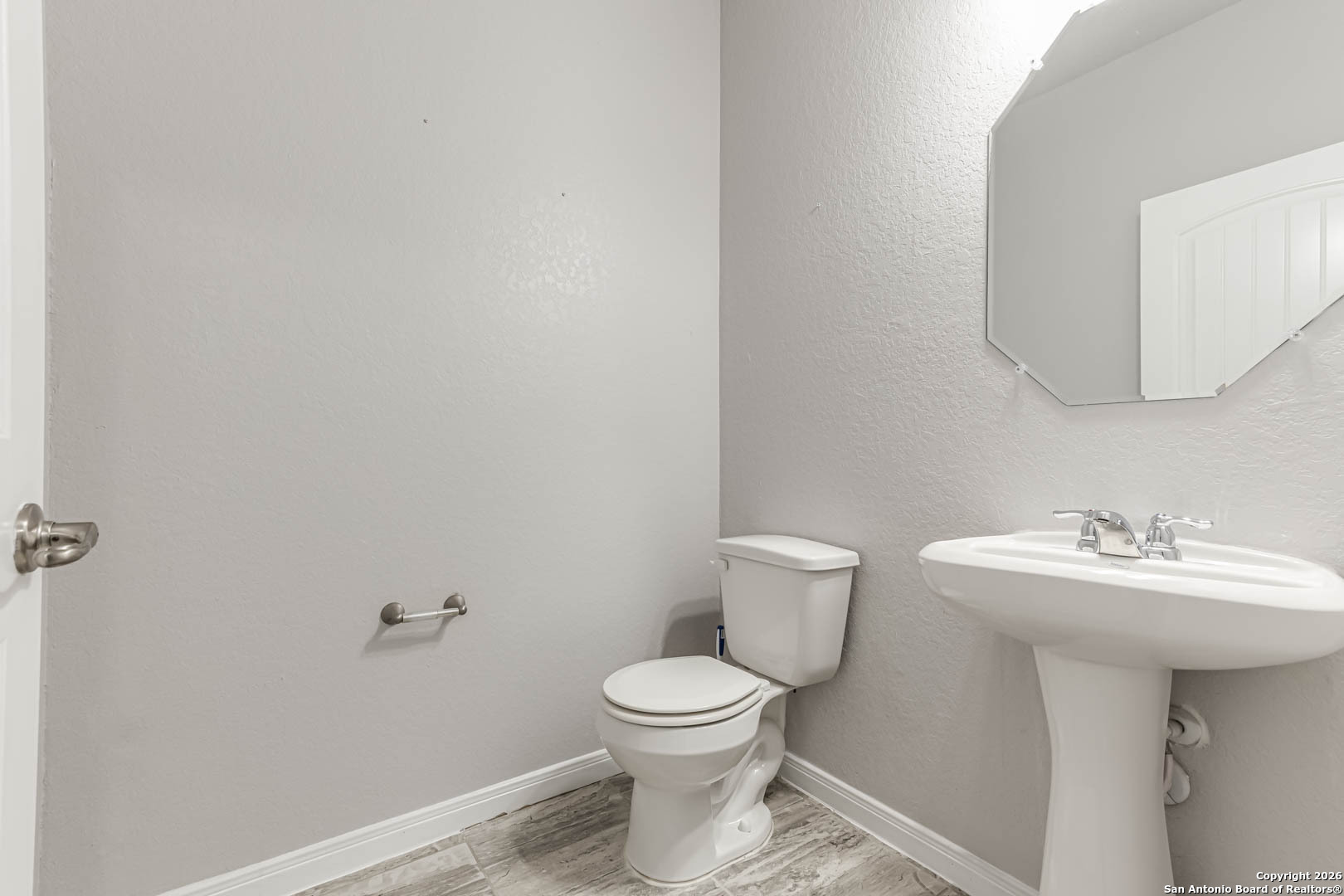 8908 Arundal Garden Converse, TX 78109 - Photo 32 of 32