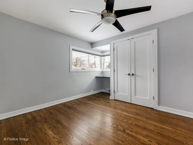 $699,900 | 7225 East Prairie Road, Lincolnwood, IL 60712