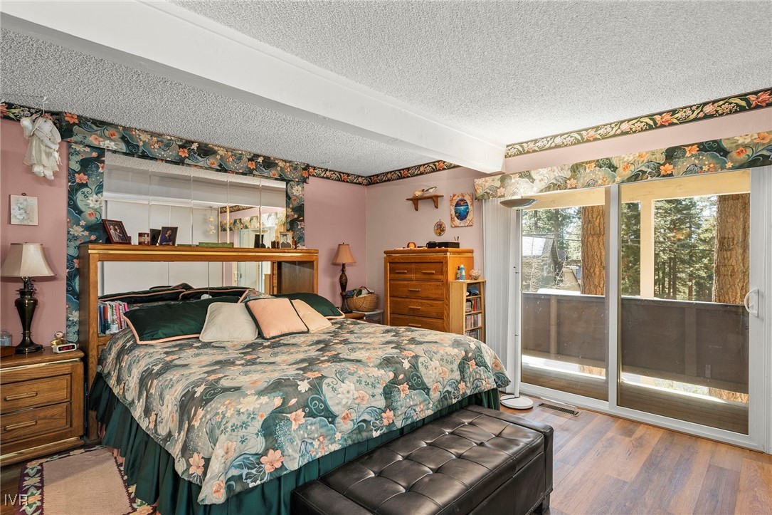 321 Ski Way, Unit 197 Incline Village, NV 89451 - Photo 13 of 25 Primary Bedroom
