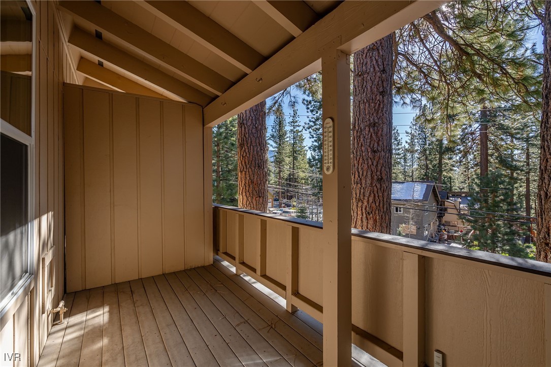321 Ski Way, Unit 197 Incline Village, NV 89451 - Photo 20 of 25 Upper Deck