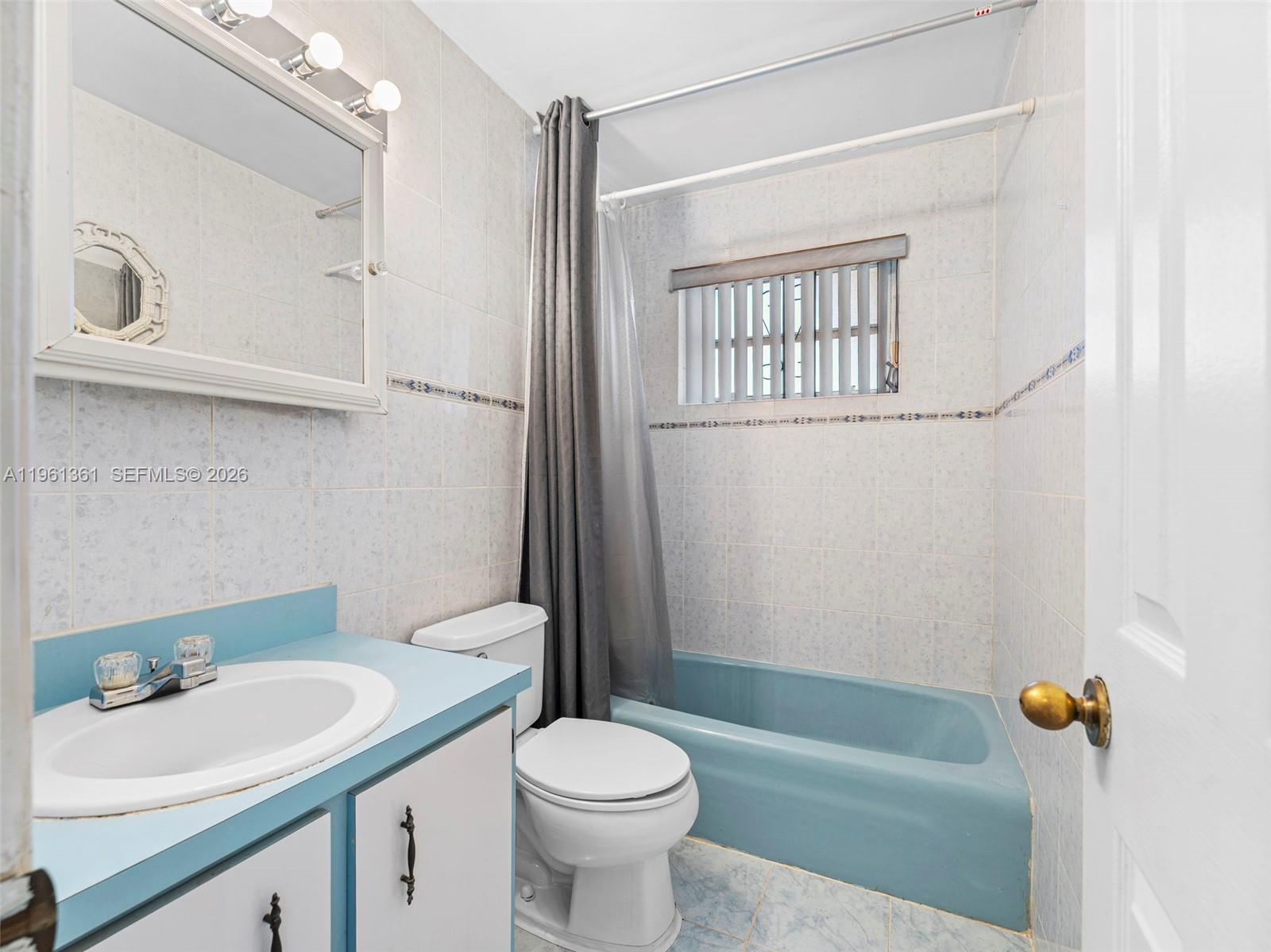 811 Northwest 112th Street Miami, FL 33168 - Photo 23 of 54