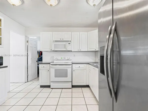 $515,000 | 811 Northwest 112th Street, Miami, FL 33168