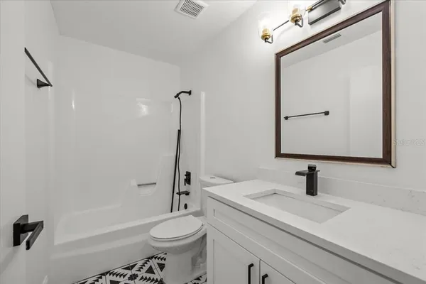 $4,000 | 11218 Creek View Drive, Riverview, FL 33569