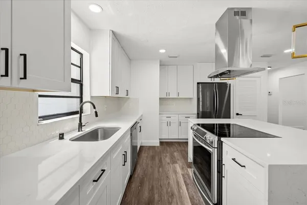 $4,000 | 11218 Creek View Drive, Riverview, FL 33569