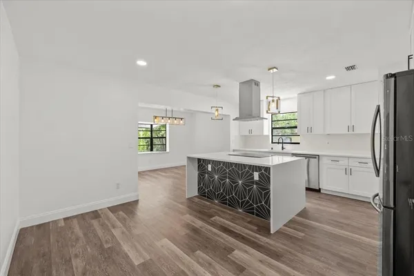 $4,000 | 11218 Creek View Drive, Riverview, FL 33569