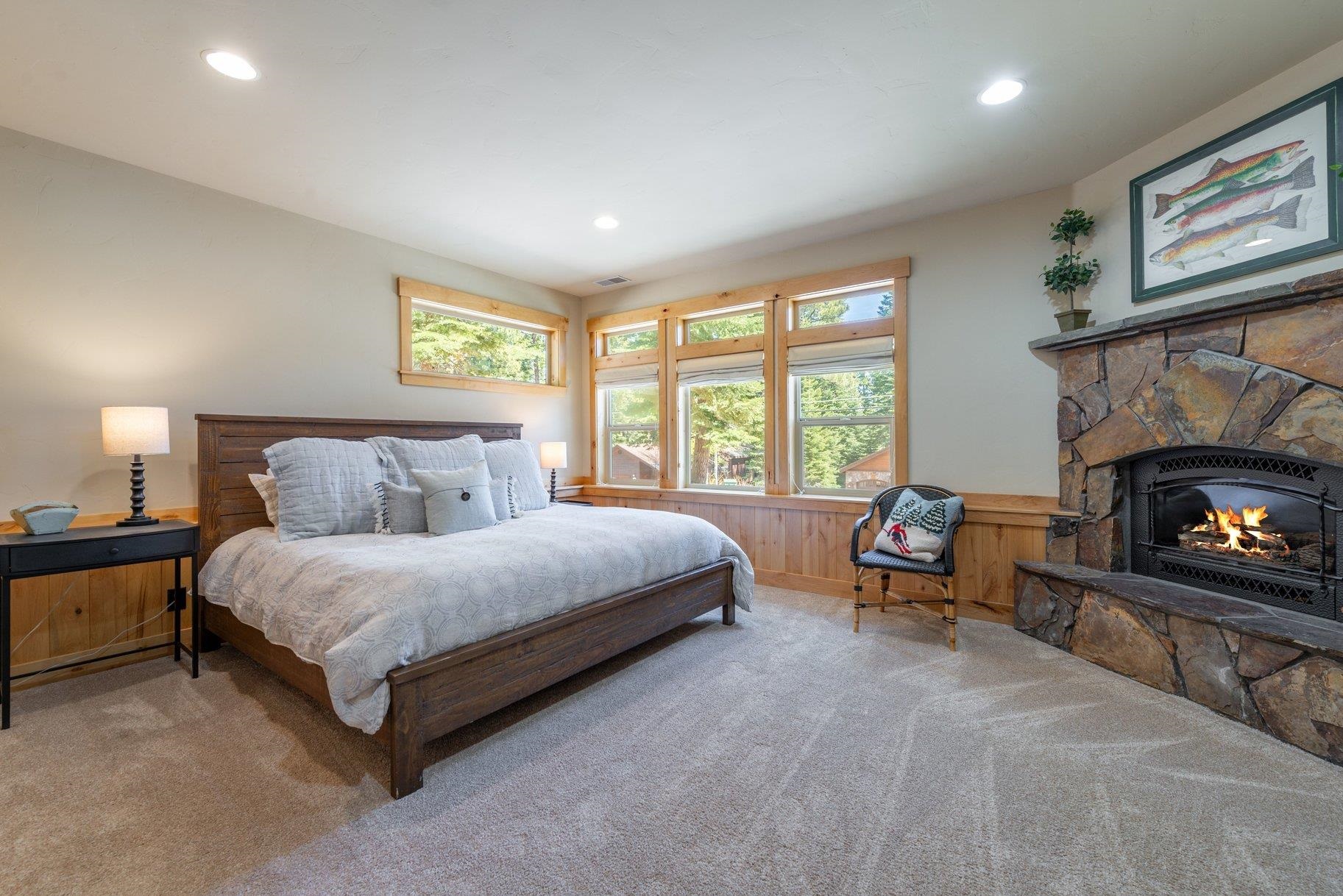 11798 Chamonix Road Truckee, CA 96161 - Photo 19 of 28 Gallery Image 19