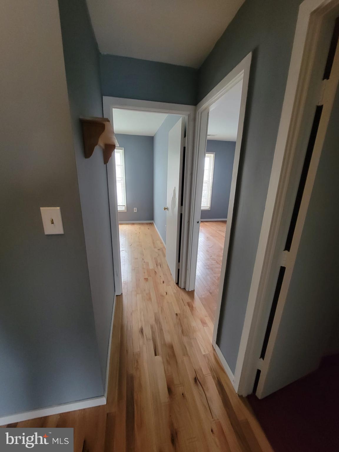 1119 Inner Circle Brooklyn, MD 21225 - Photo 11 of 23 Hallway