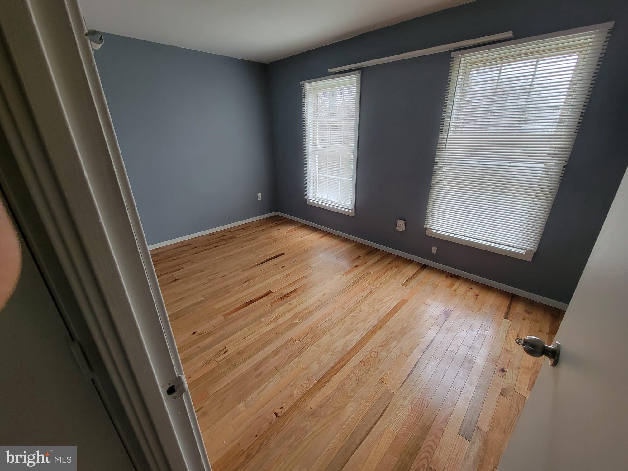 1119 Inner Circle Brooklyn, MD 21225 - Photo 8 of 23 1-Bed room