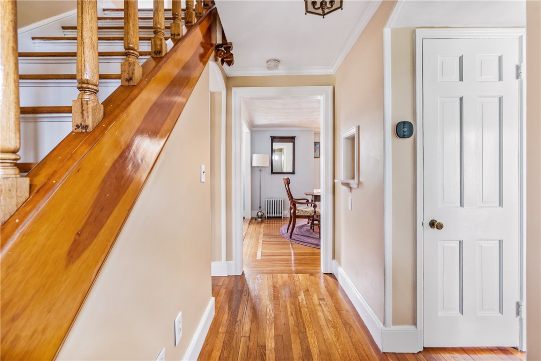 8 Fort Hill Road Bristol, RI 02809 - Photo 6 of 42