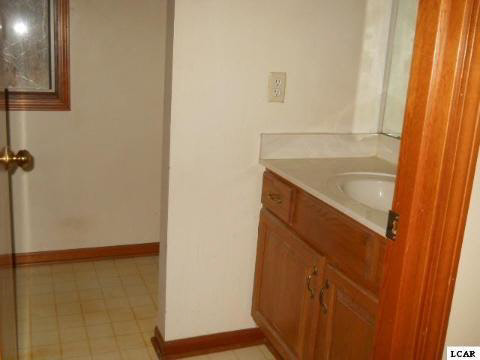 3570 Wells Road Petersburg, MI 49270 - Photo 13 of 15 20104770-12.JPG