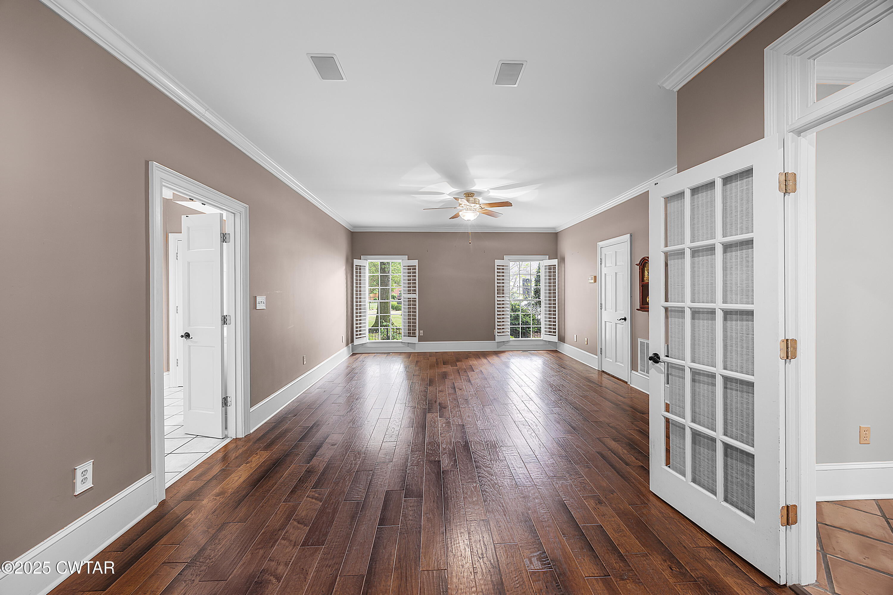 40 Winfield Place Jackson, TN 38305 - Photo 18 of 37 wooden floor in an empty room with a window