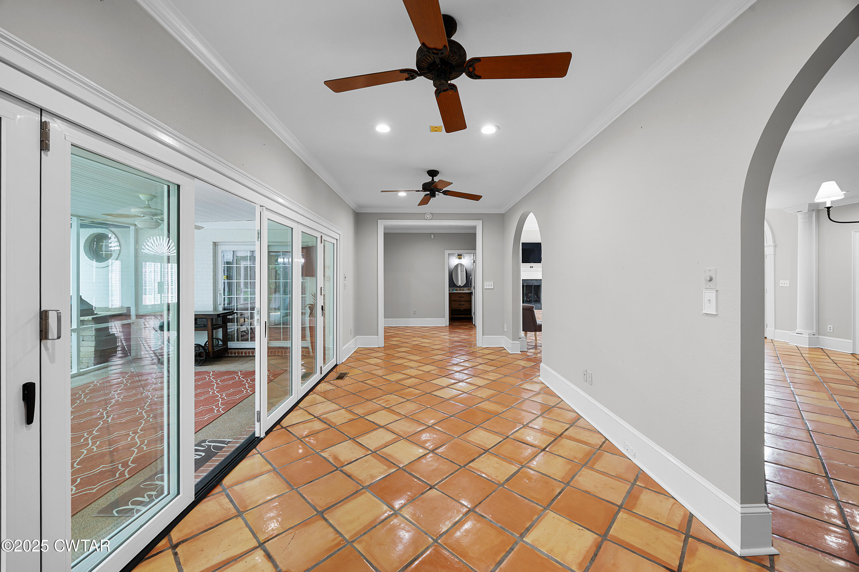 40 Winfield Place Jackson, TN 38305 - Photo 29 of 37 a view of a hallway