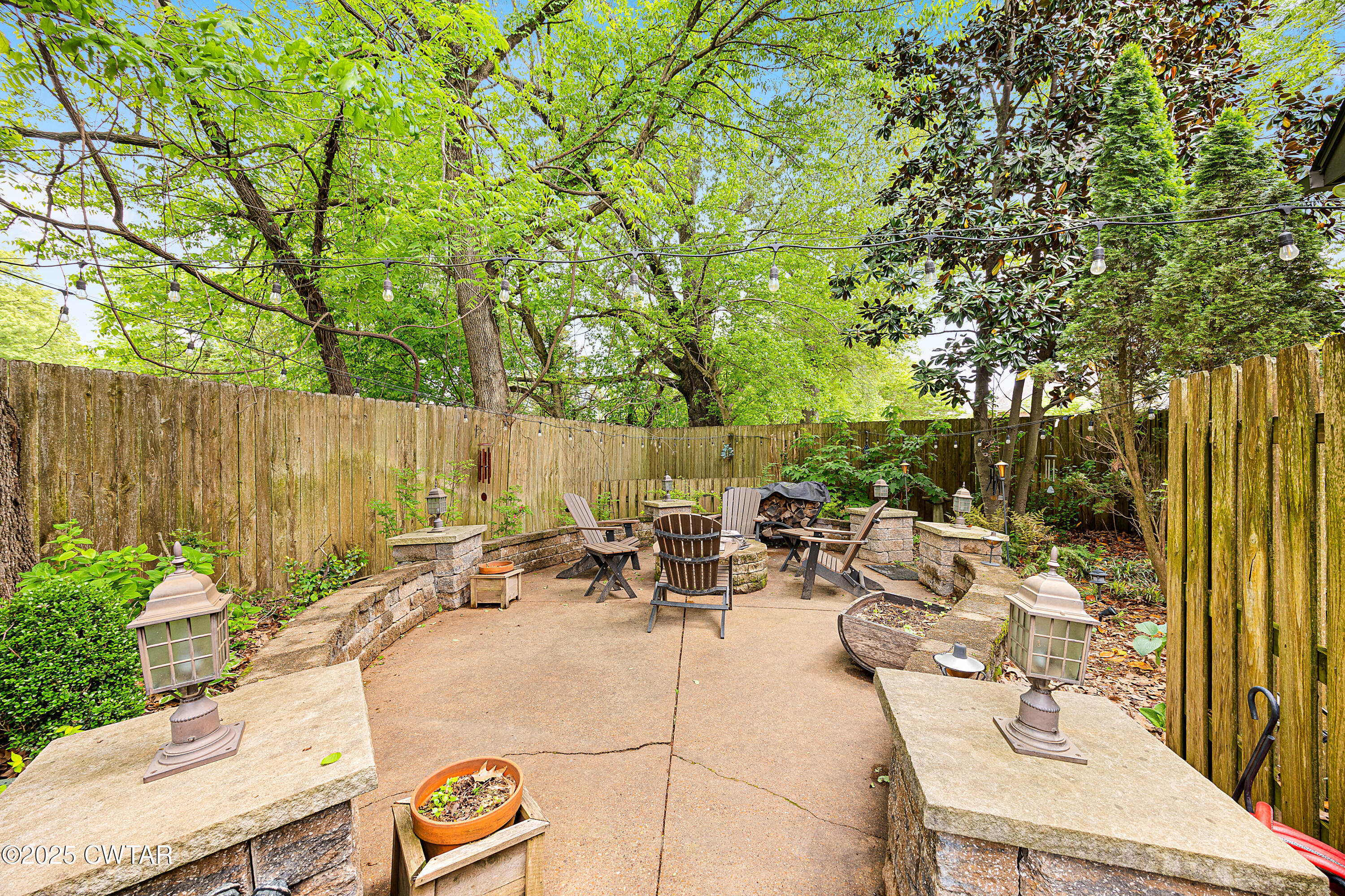 40 Winfield Place Jackson, TN 38305 - Photo 36 of 37 swimming pool with outdoor seating and green space