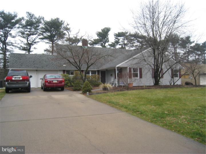 55 Four Leaf Road Levittown, PA 19056 - Photo 1 of 24 Exterior