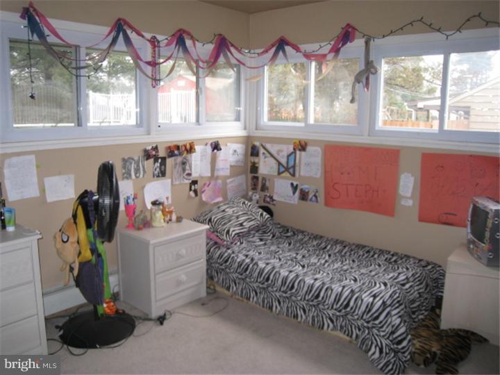 55 Four Leaf Road Levittown, PA 19056 - Photo 14 of 24 Bedroom 2