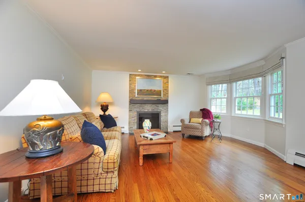 $589,900 | 170 Simsbury Road, Granby, CT 06090