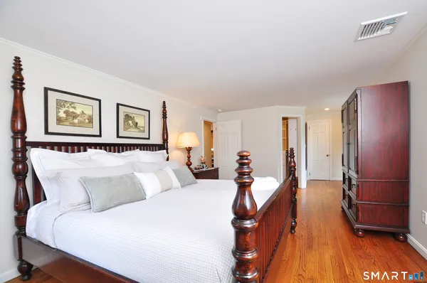 $589,900 | 170 Simsbury Road, Granby, CT 06090