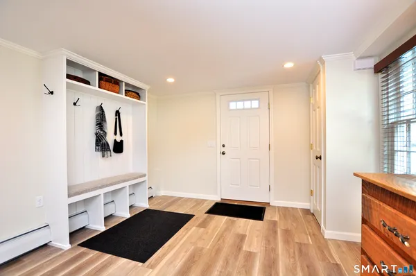 $589,900 | 170 Simsbury Road, Granby, CT 06090