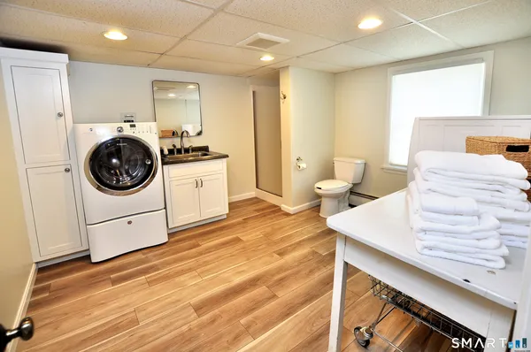 $589,900 | 170 Simsbury Road, Granby, CT 06090