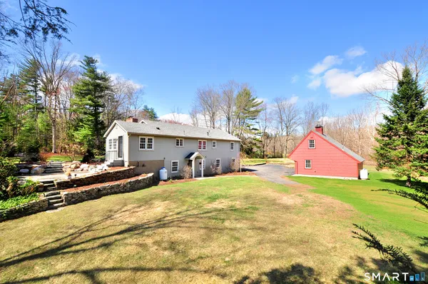 $589,900 | 170 Simsbury Road, Granby, CT 06090