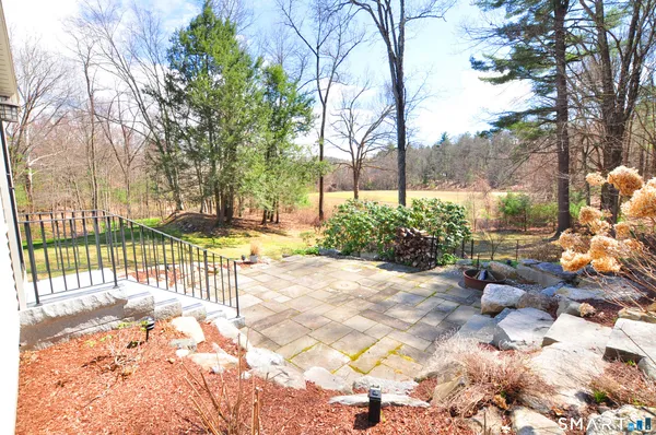 $589,900 | 170 Simsbury Road, Granby, CT 06090