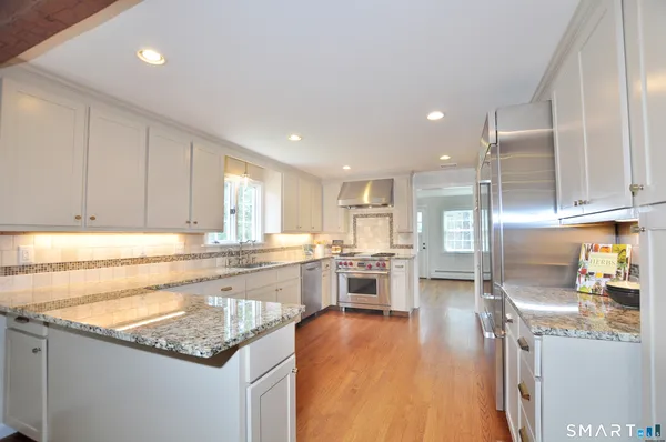 $589,900 | 170 Simsbury Road, Granby, CT 06090