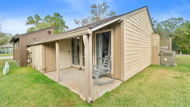 $1,200 | 68 Westwood Drive West, Trinity, TX 75862