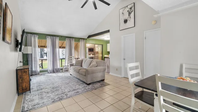 $1,200 | 68 Westwood Drive West, Trinity, TX 75862