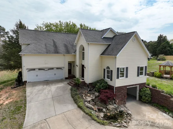 $640,000 | 6665 Dellwood Drive, Kannapolis, NC 28081