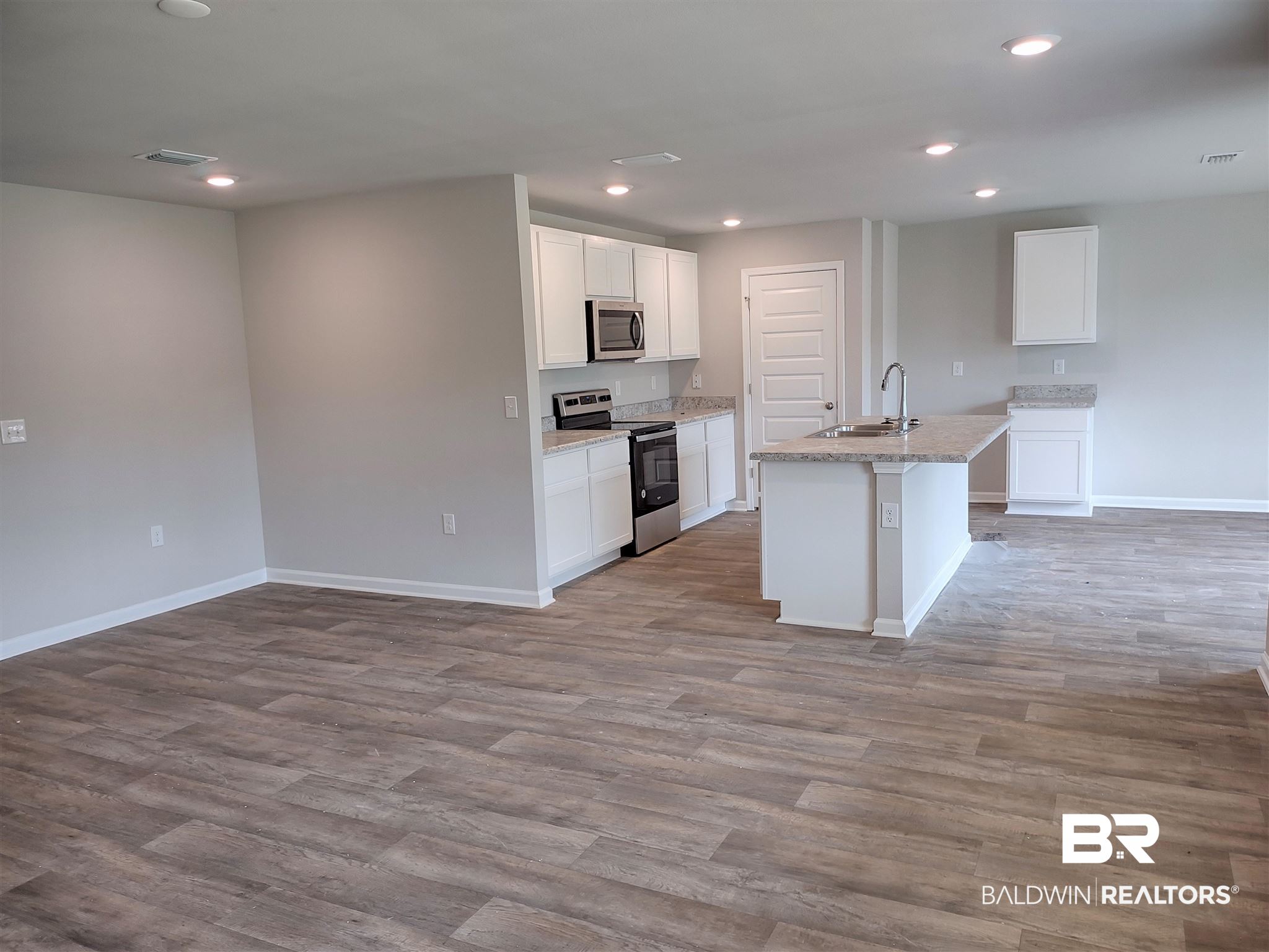 353 Rhineheart Lane Foley, AL 36535 - Photo 7 of 10